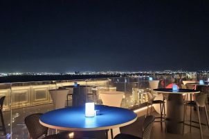Mövenpick Resort - neo sky bar